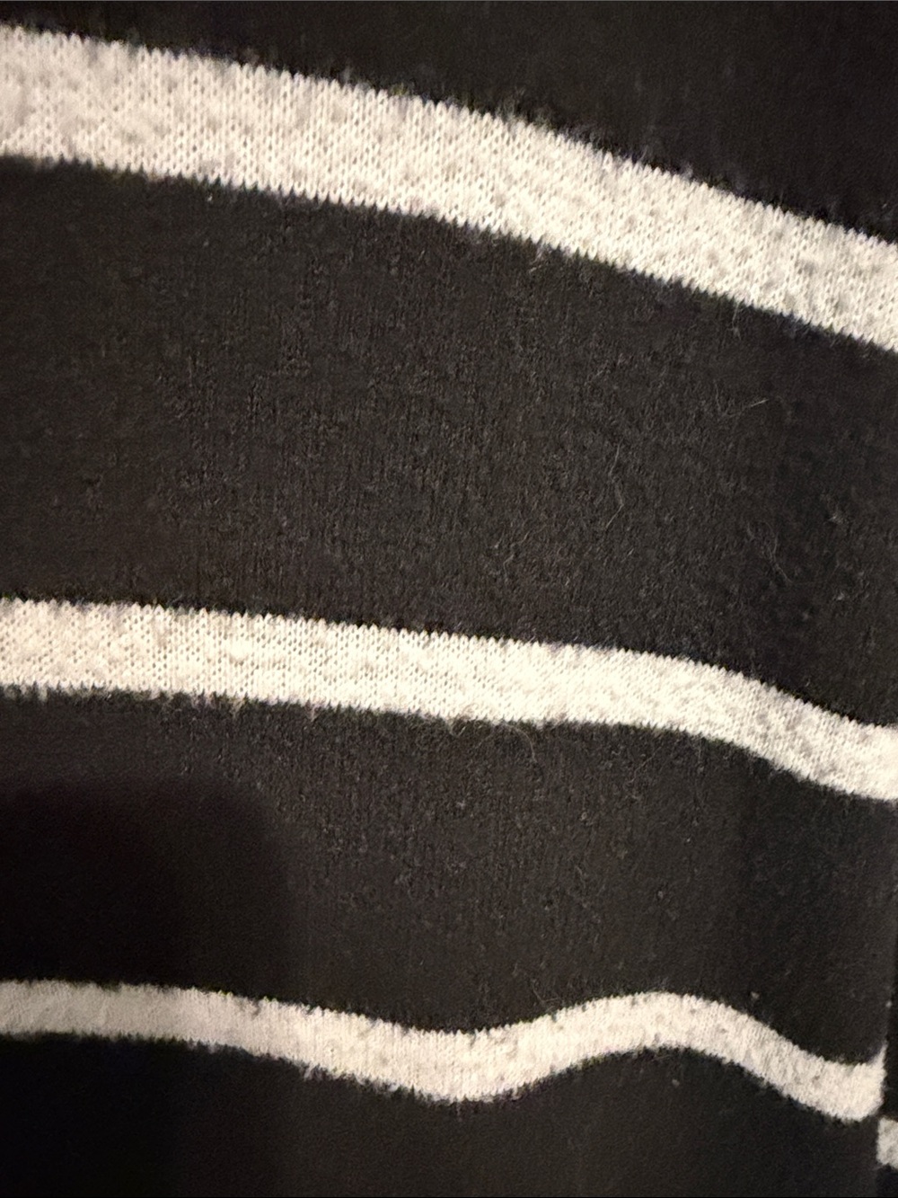 Quarter zip pullover - Picture 3 of 3